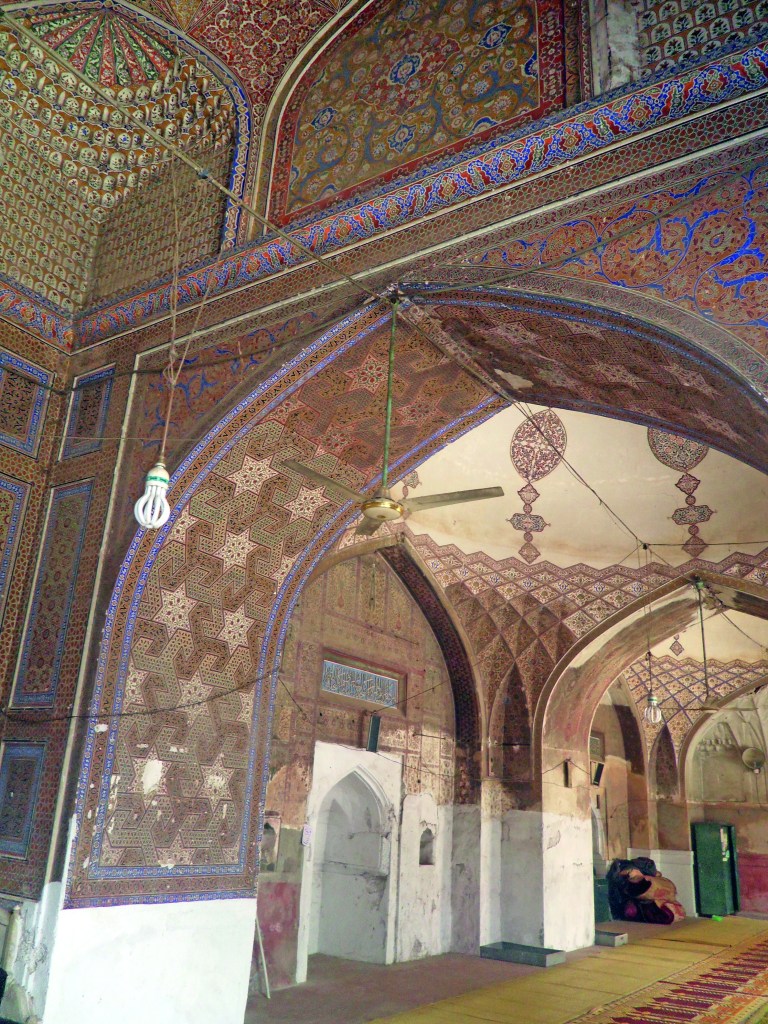 This image has an empty alt attribute; its file name is 3-8-maryam-zamani-mosque-interior.jpg