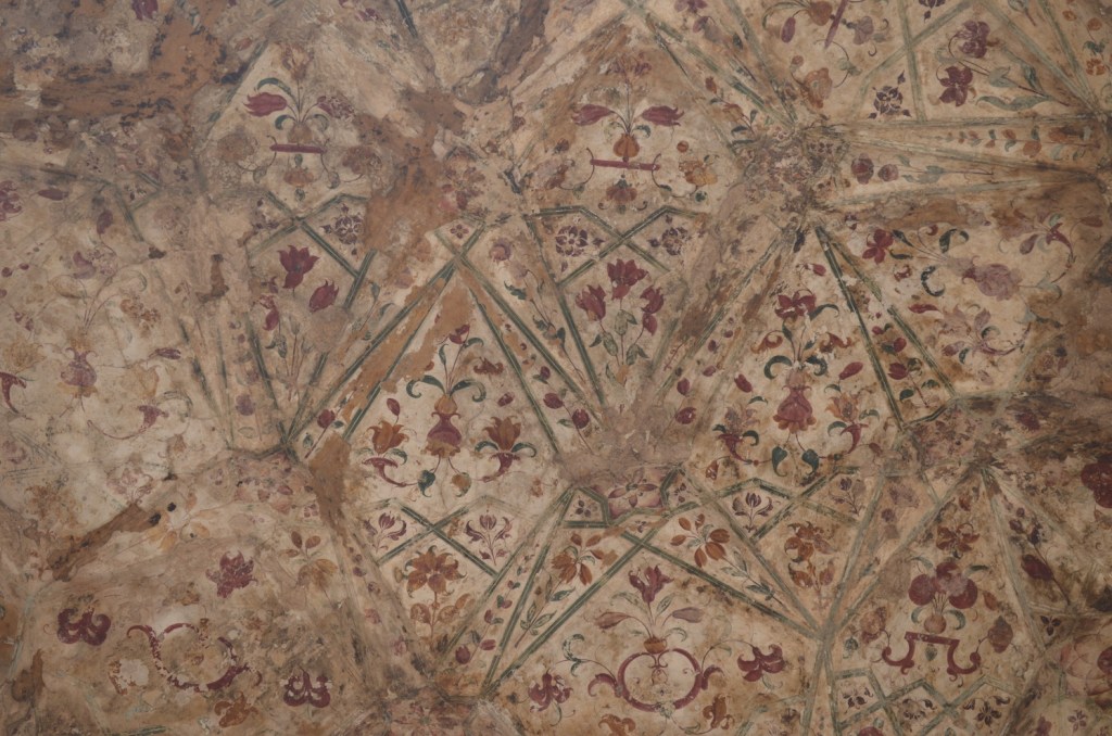 This image has an empty alt attribute; its file name is makatib-khana-2-1.jpg